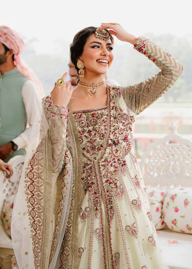 New Ivory Golden Embroidered Pakistani Wedding Dress Pishwas Lehenga
