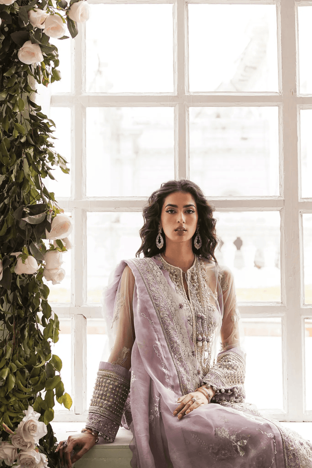 Indian Wedding Dress in Kameez Trouser and Dupatta Style