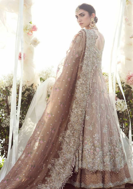 Asian Luxury Rose gold lehenga Online 2019 Nameera by Farooq Asian Luxury Rose gold lehenga Online 2019 Nameera by Farooq