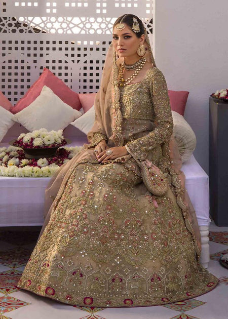 Pretty White and Golden Lehenga Bridal Dress for Walima LARGE Pretty White and Golden Lehenga Bridal Dress for Walima LARGE
