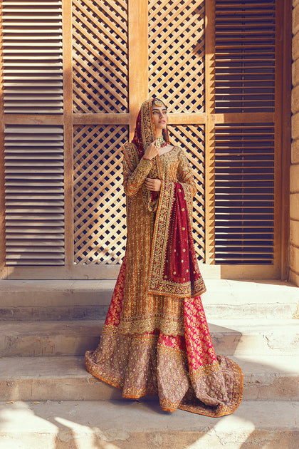 nomi ansari lehenga