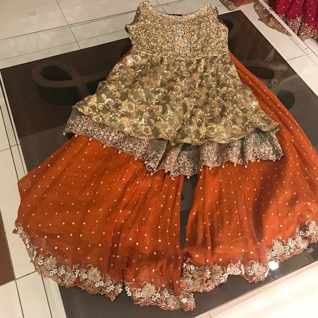 Orange and light mehndi green gharara set M#G 86 Orange and mehndi green color Orange and light mehndi green gharara set M#G 86 Orange and mehndi green color