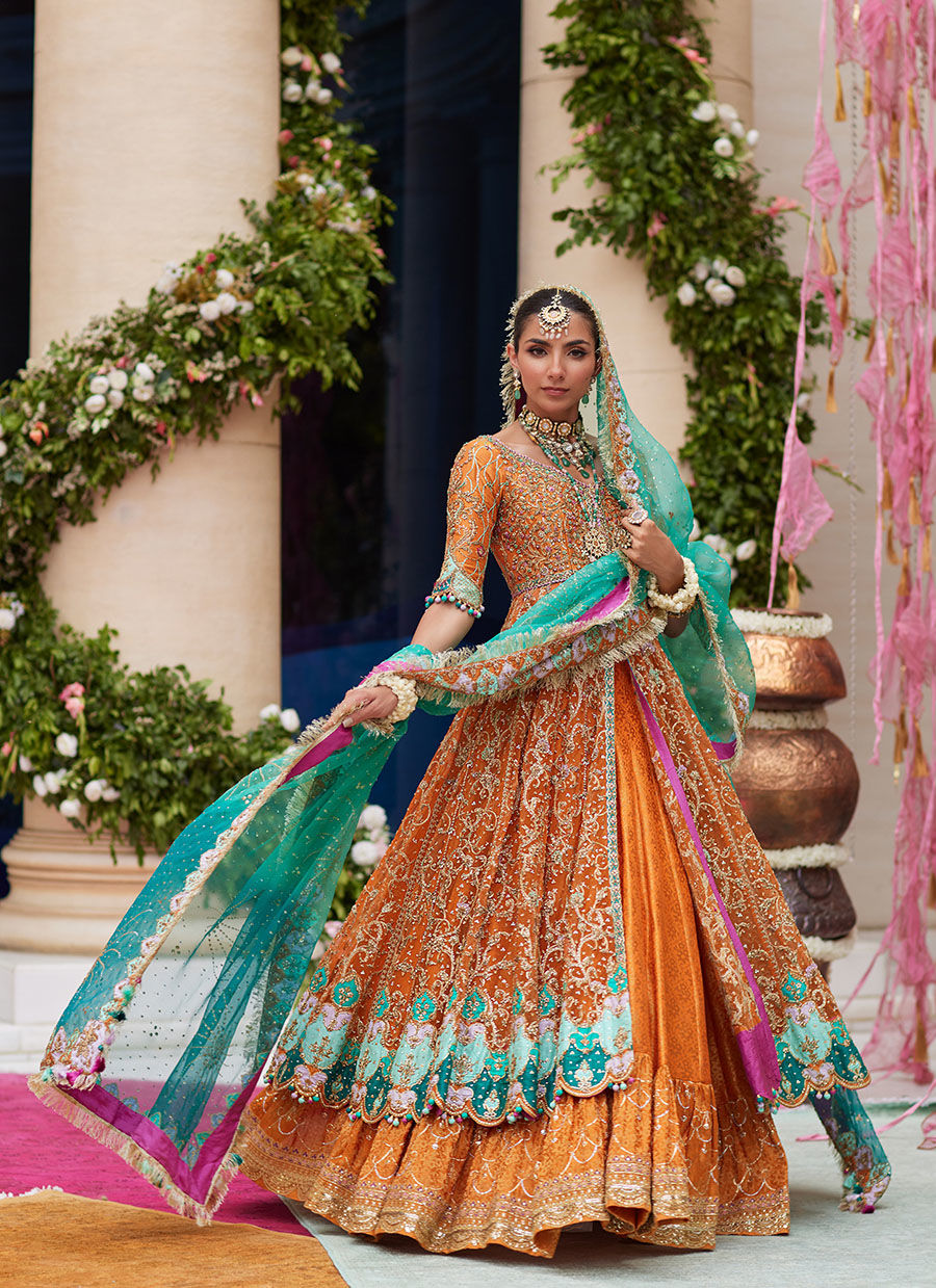 Elegant Kalidaar Pakistani Bridal Dresses & Lehenga