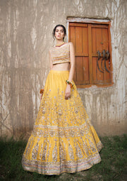 Pakistani Bridal Dress in Yellow Raw Silk with Gotta Work