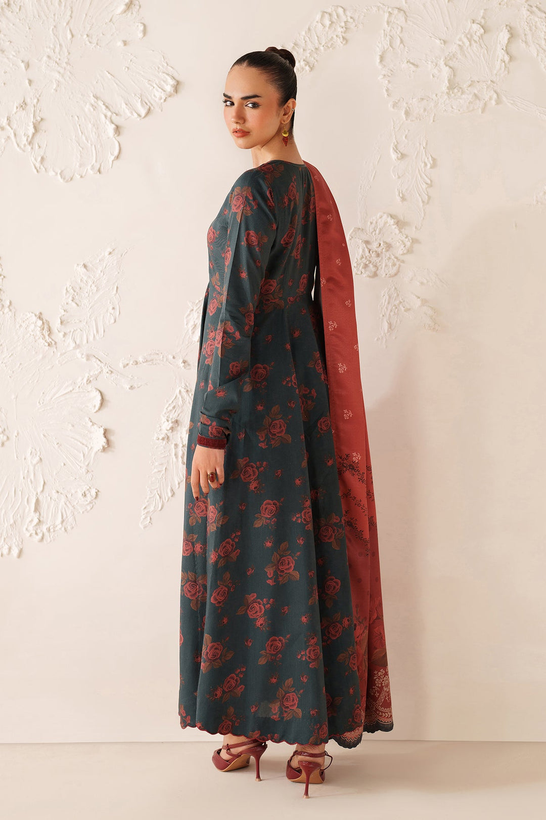 Vibrant Viscose Shawl Ensemble