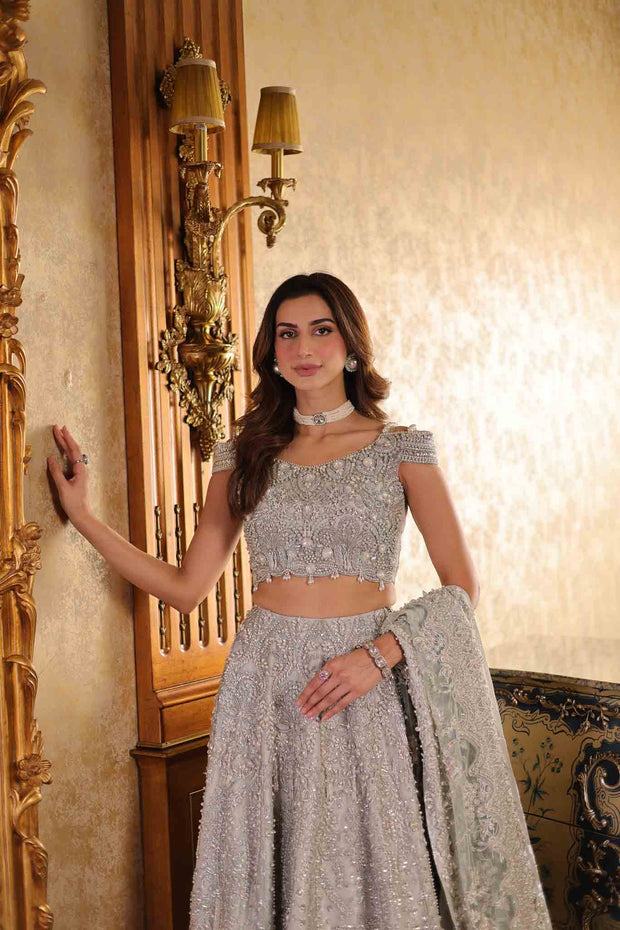 Elegant Silver Grey Pakistani Bridal Dress for Any Occasion