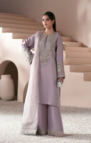 Lavender Elegance: Stunning Pakistani Party Dress