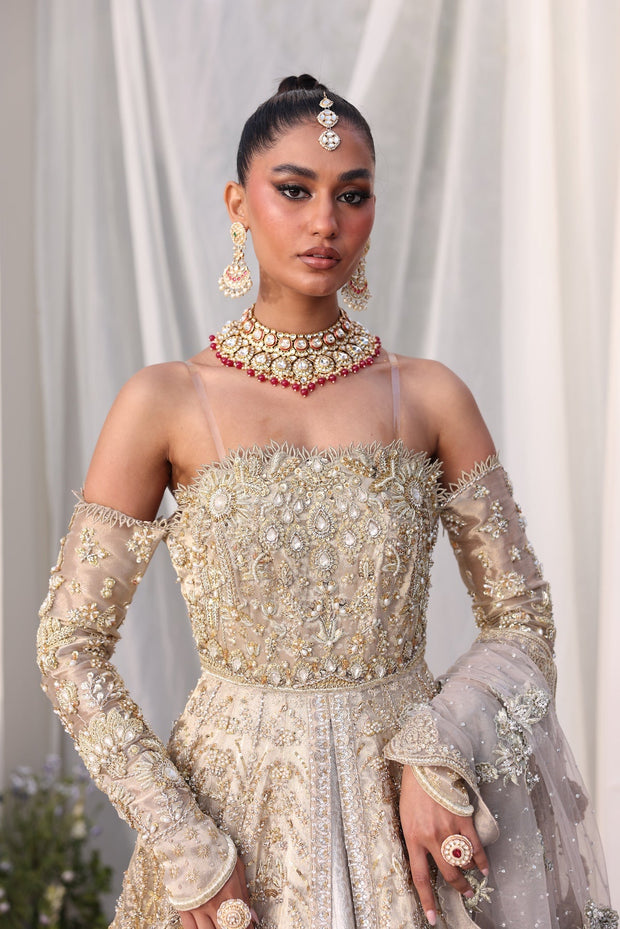 Elegant Champagne Gold Pakistani Bridal Dress Ensemble