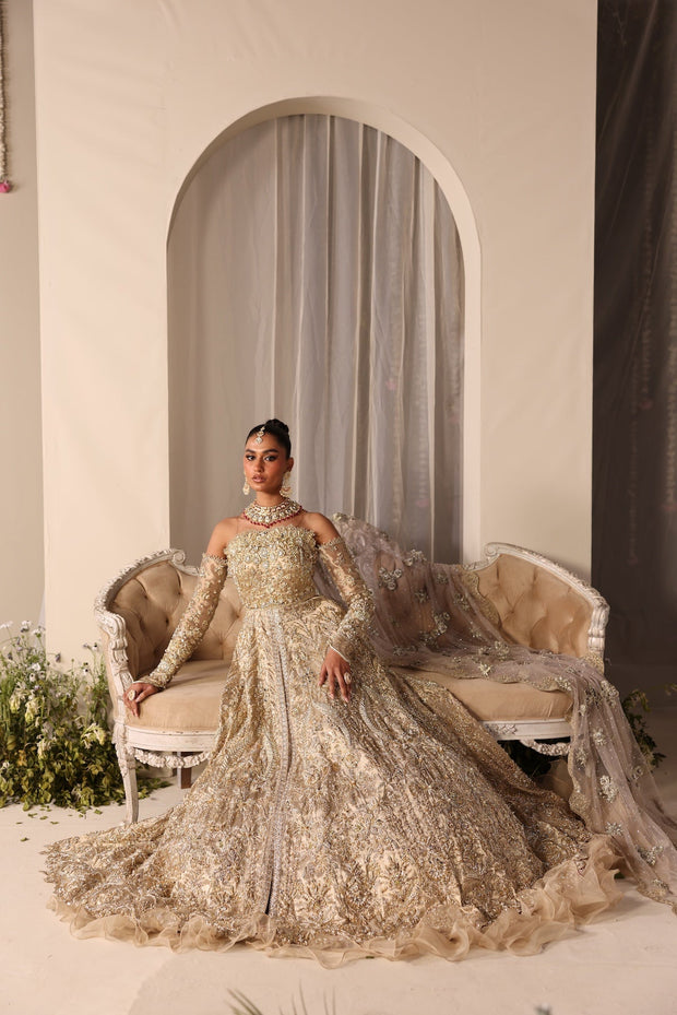 Elegant Champagne Gold Pakistani Bridal Dress Ensemble