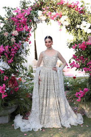 Exquisite Off-White Pakistani Bridal Dress with Embroidery