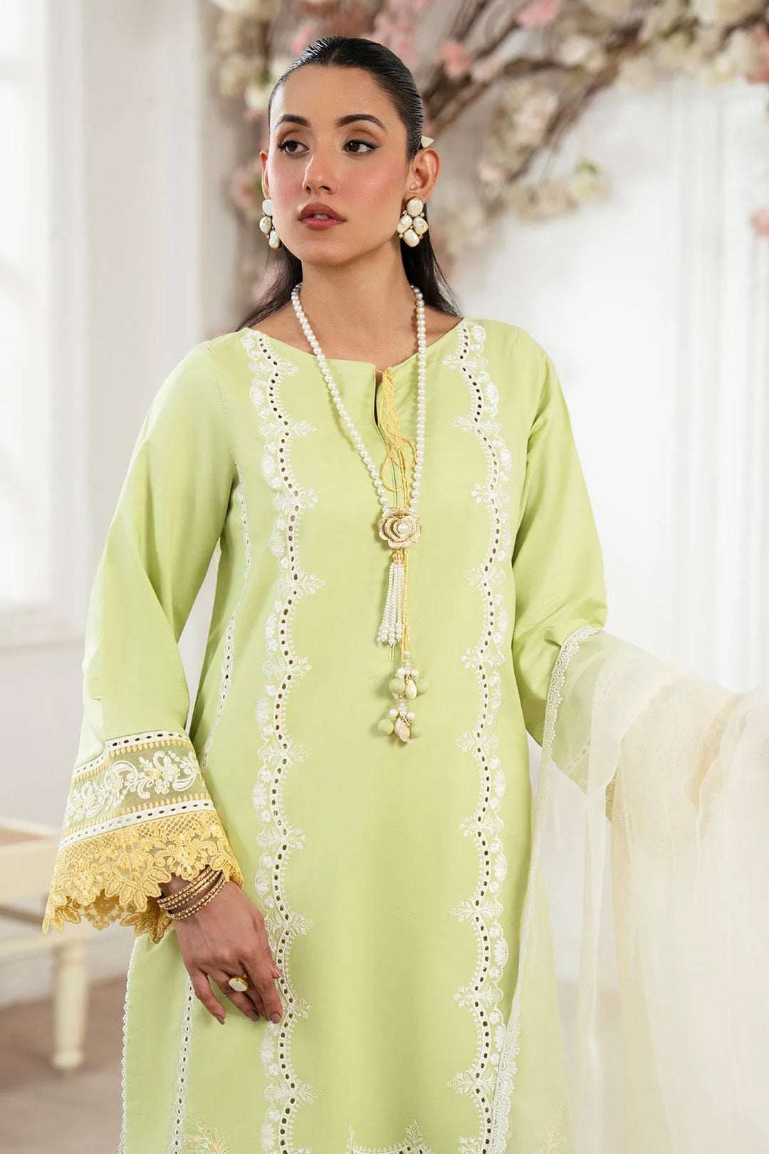 Embroidered Organza Shirt And Trouser Set With Dupatta 5451
