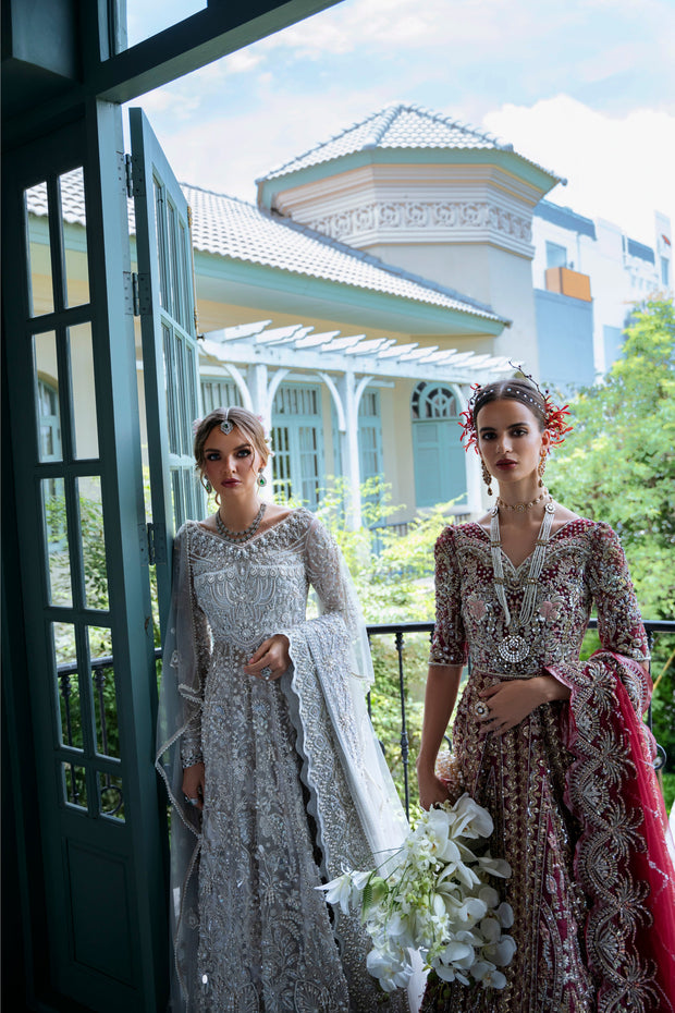 Elegant Ivory White Pakistani Bridal Dress for Weddings