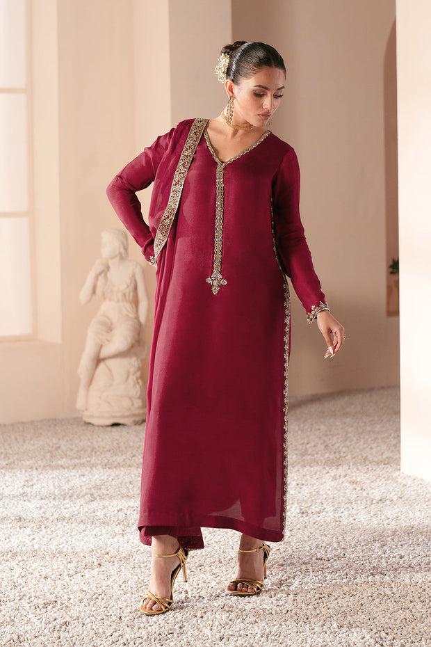 Elegant Magenta Pakistani Party Dress for Festive Events