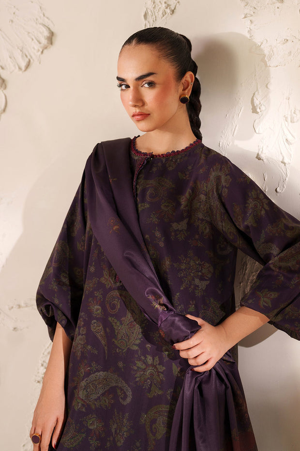 Comfortable Printed Silk Ensemble for Events