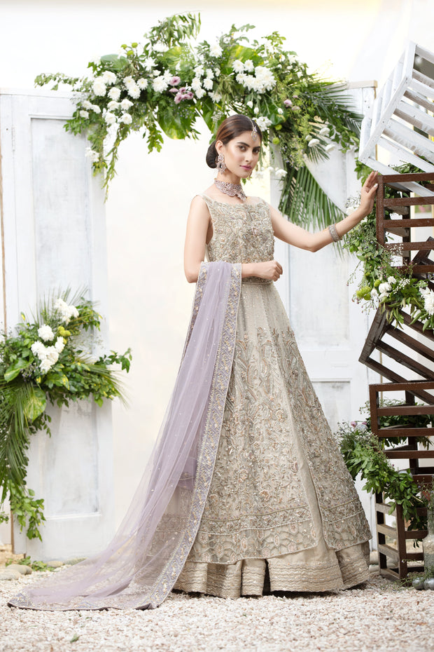 Elegant Jamawar Pakistani Wedding Dress with Sheer Duppata