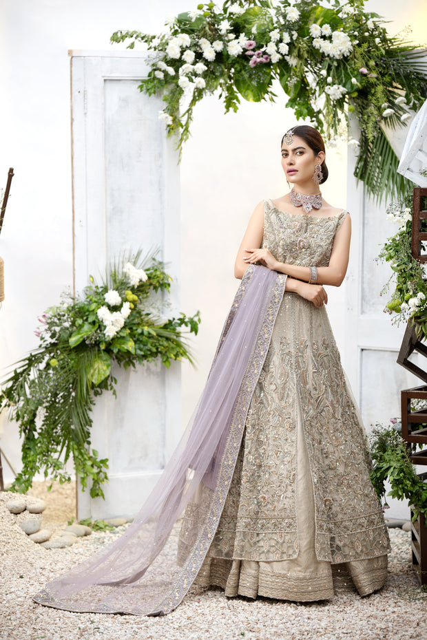 Elegant Jamawar Pakistani Wedding Dress with Sheer Duppata