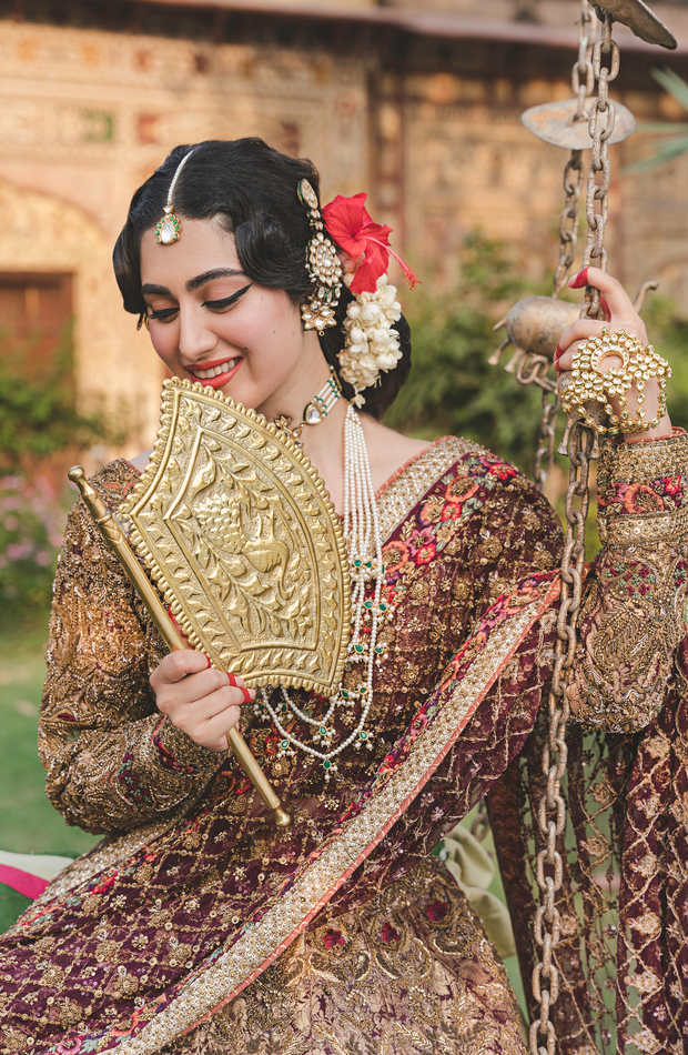 Exquisite Pakistani Bridal Lehenga with Organza Dupatta