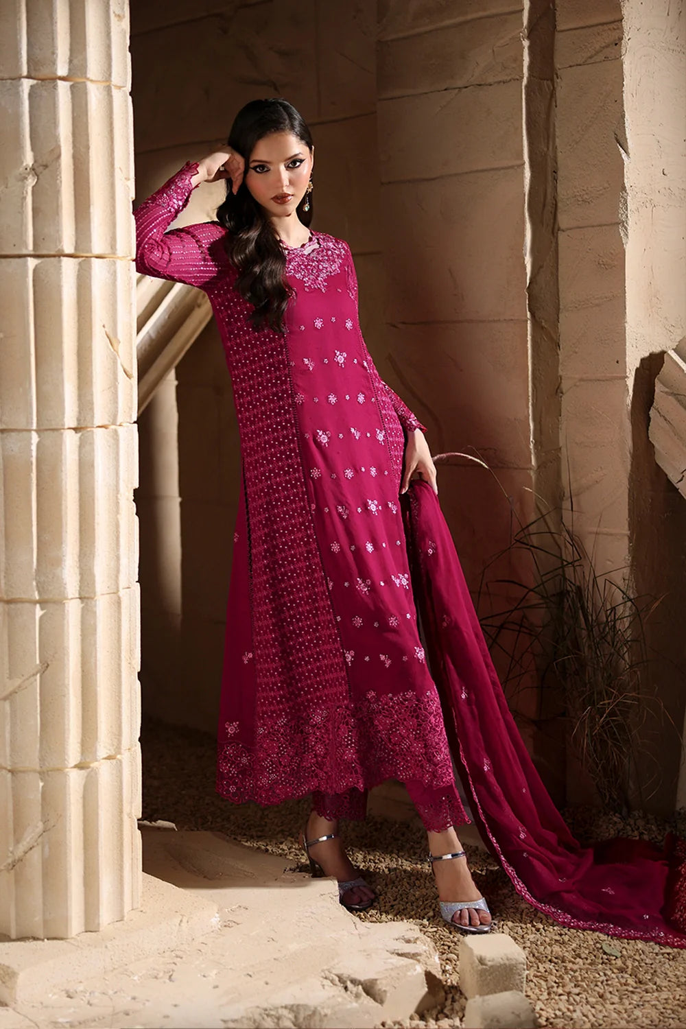Elegant Fuchsia Pink Sequins Embroidered Chiffon Pakistani Party Dress