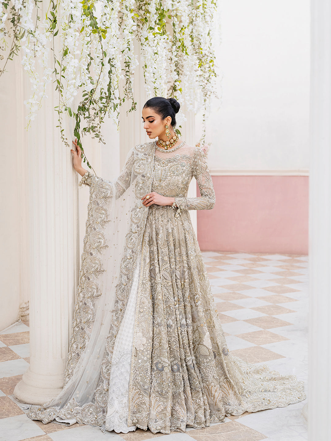 Elegant Pakistani Bridal Dress for Timeless Weddings
