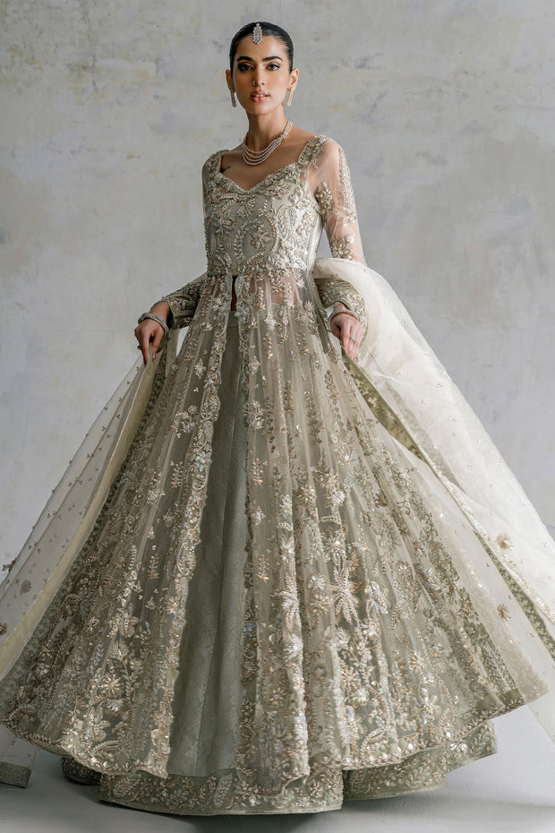 Anarkali White Pishwas Lehenga Pakistani Bridal Dress 2023