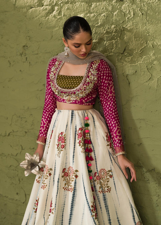 Banarsi Style Hot Pink Pakistani Wedding Wear Lehenga Choli