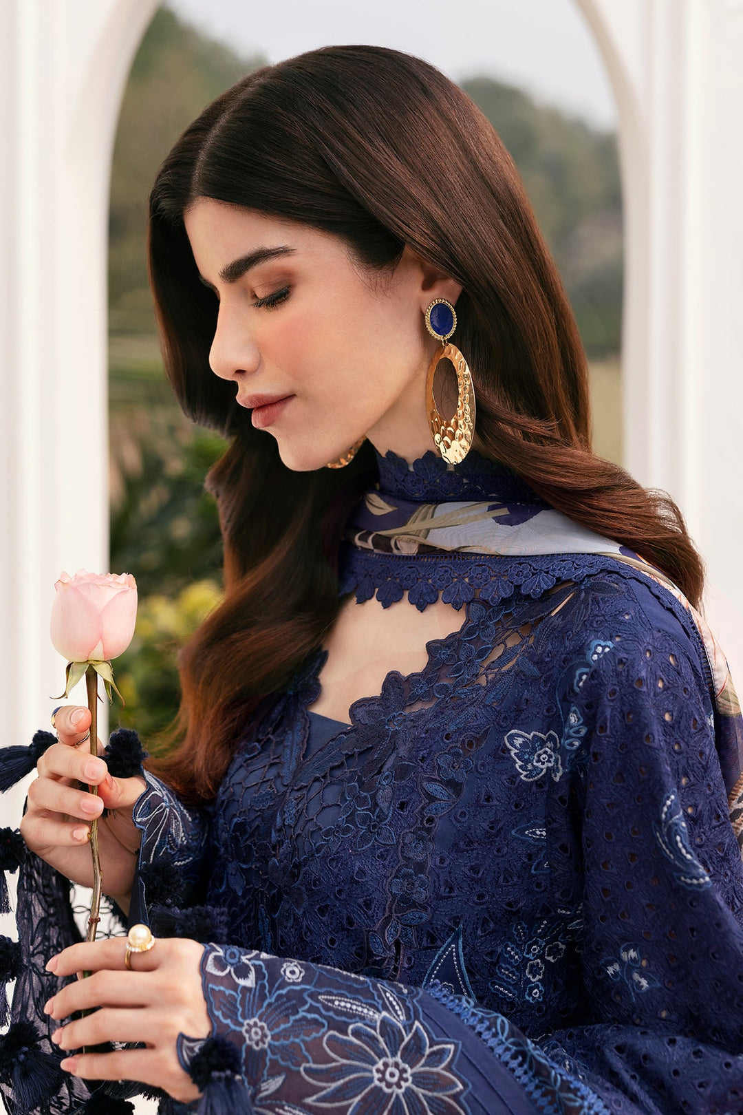 Blue Embroidered Pakistani Salwar Kameez with Chiffon Dupatta