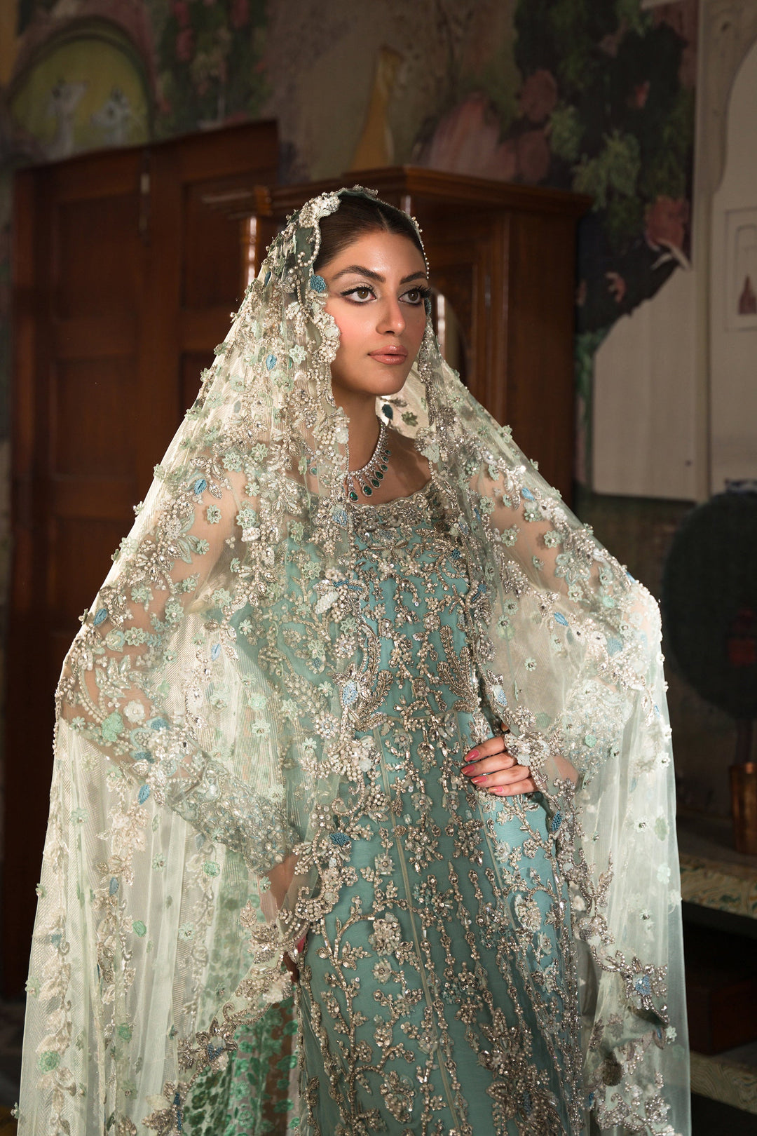 Bridal Dress in Blue Bridal Gown Veil Style
