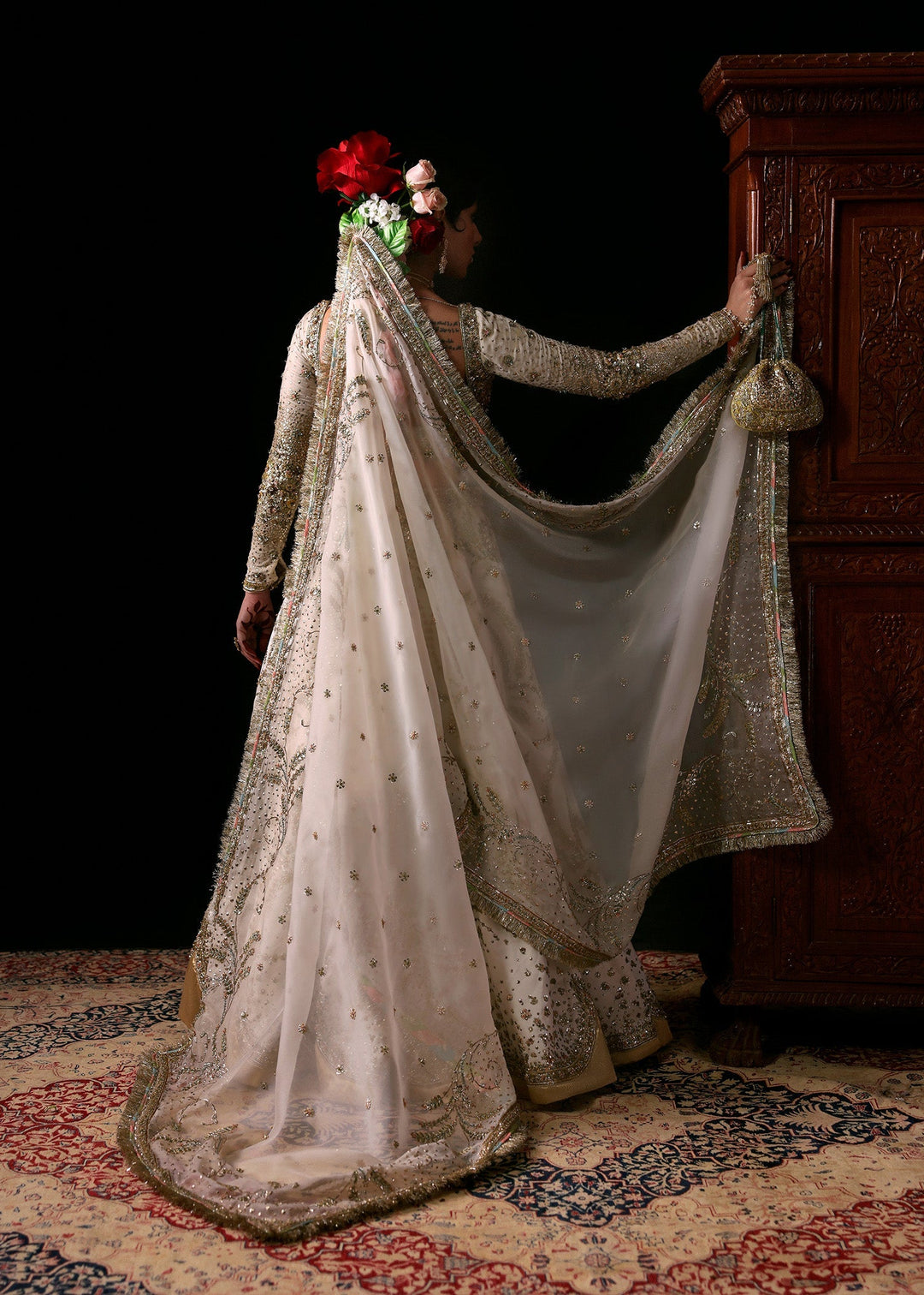 Bridal Wedding Dress in Choli Dupatta and Lehenga Style Online