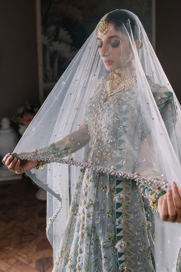Elegant Ice Blue Pakistani Wedding Dress Gown Pishwas SMALL Elegant Ice Blue Pakistani Wedding Dress Gown Pishwas SMALL