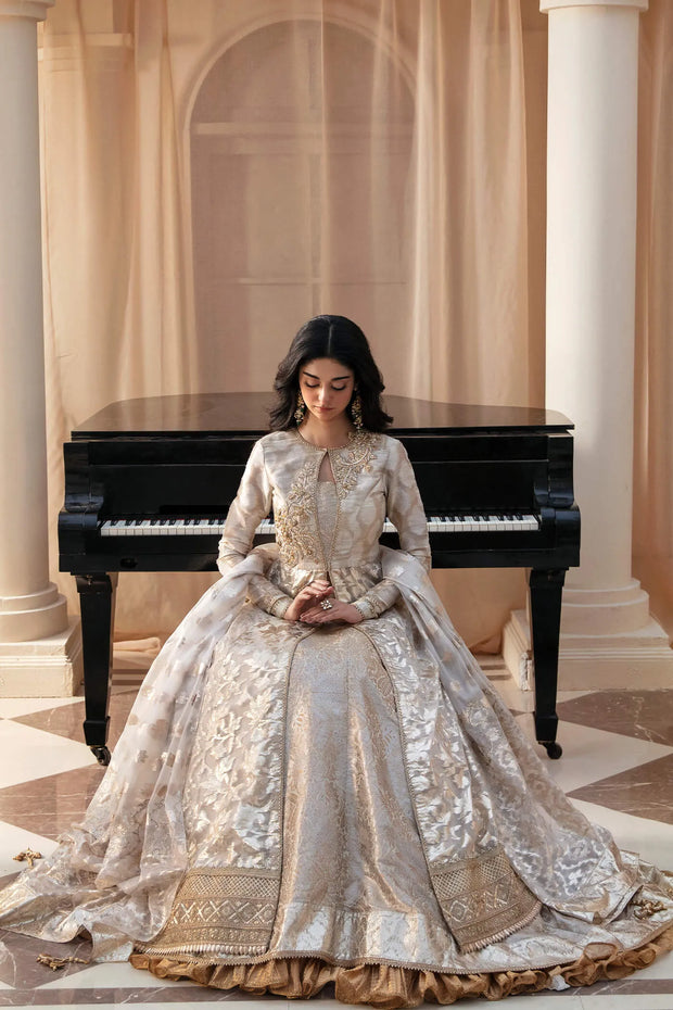 Buy Elegant Rose Gold Embroidered Pakistani Wedding Dress Gown Pishwas 2023