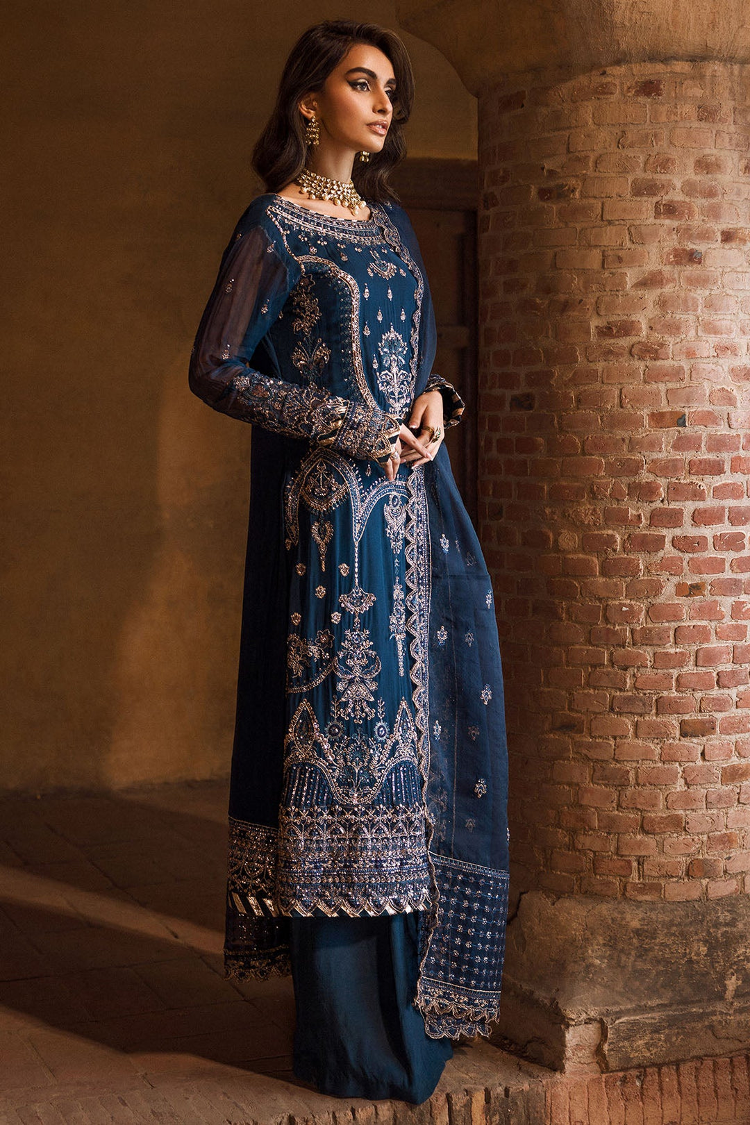 Buy Elegant Royal Blue Embroidered Chiffon Pakistani Salwar Kameez