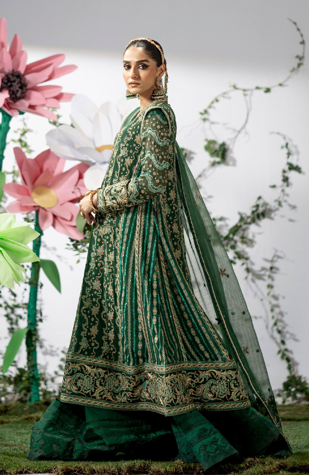 Royal Bottle Green Pakistani Wedding Dress Kameez Sharara XLARGE Royal Bottle Green Pakistani Wedding Dress Kameez Sharara XLARGE