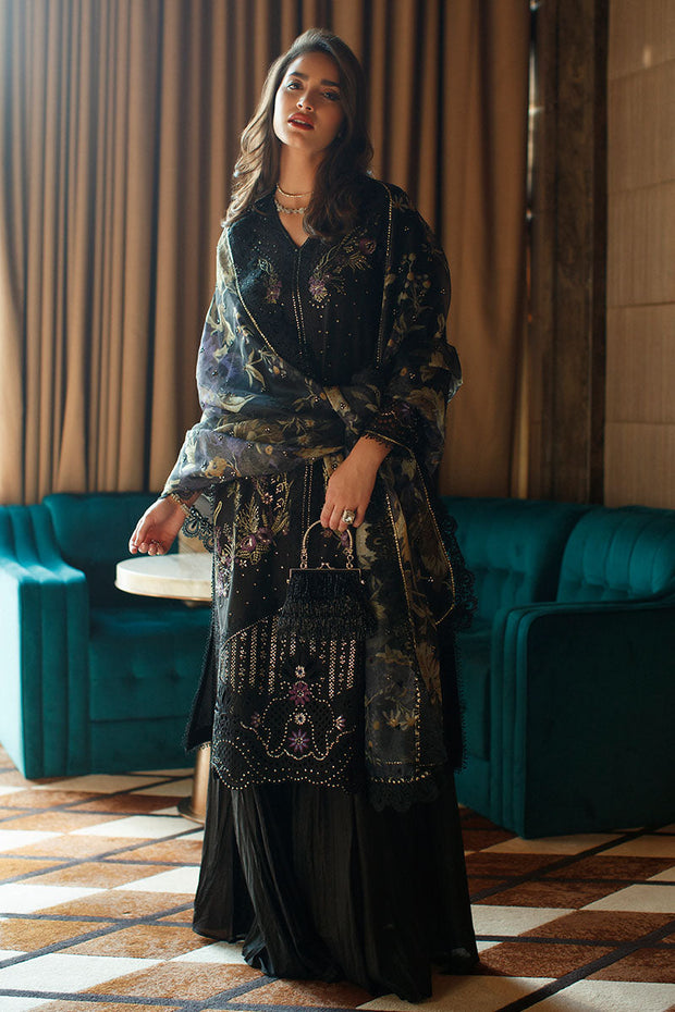 Classic Black Pakistani Salwar Kameez with Organza Dupatta 2023