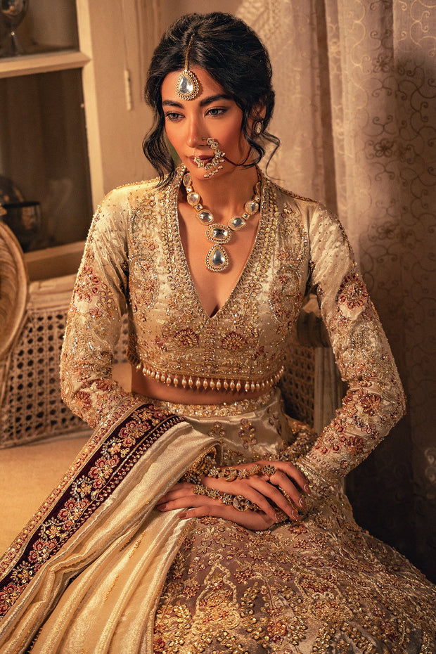 Classic Bridal Lehenga Choli and Dupatta Dress for Wedding