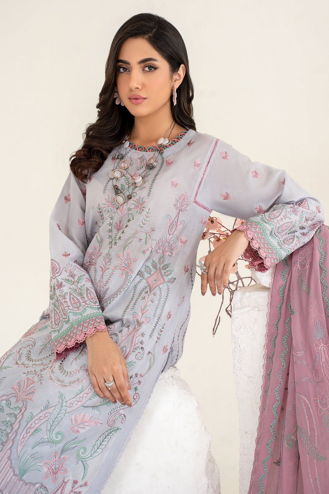 Classic Embroidered Grey Pakistani Salwar Kameez Dupatta Salwar Suit 2023
