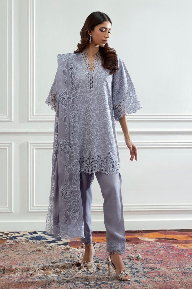 Classic Lilac Shade Luxury Pret Boxy Style Pakistani Salwar Kameez