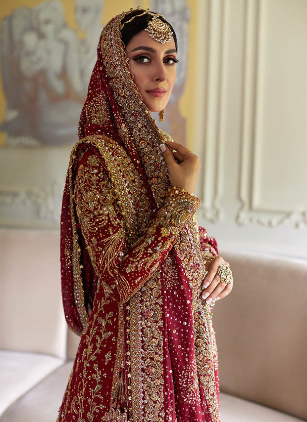Classic Embroidered Scarlet Pakistani Bridal Dress in Farshi Lehenga