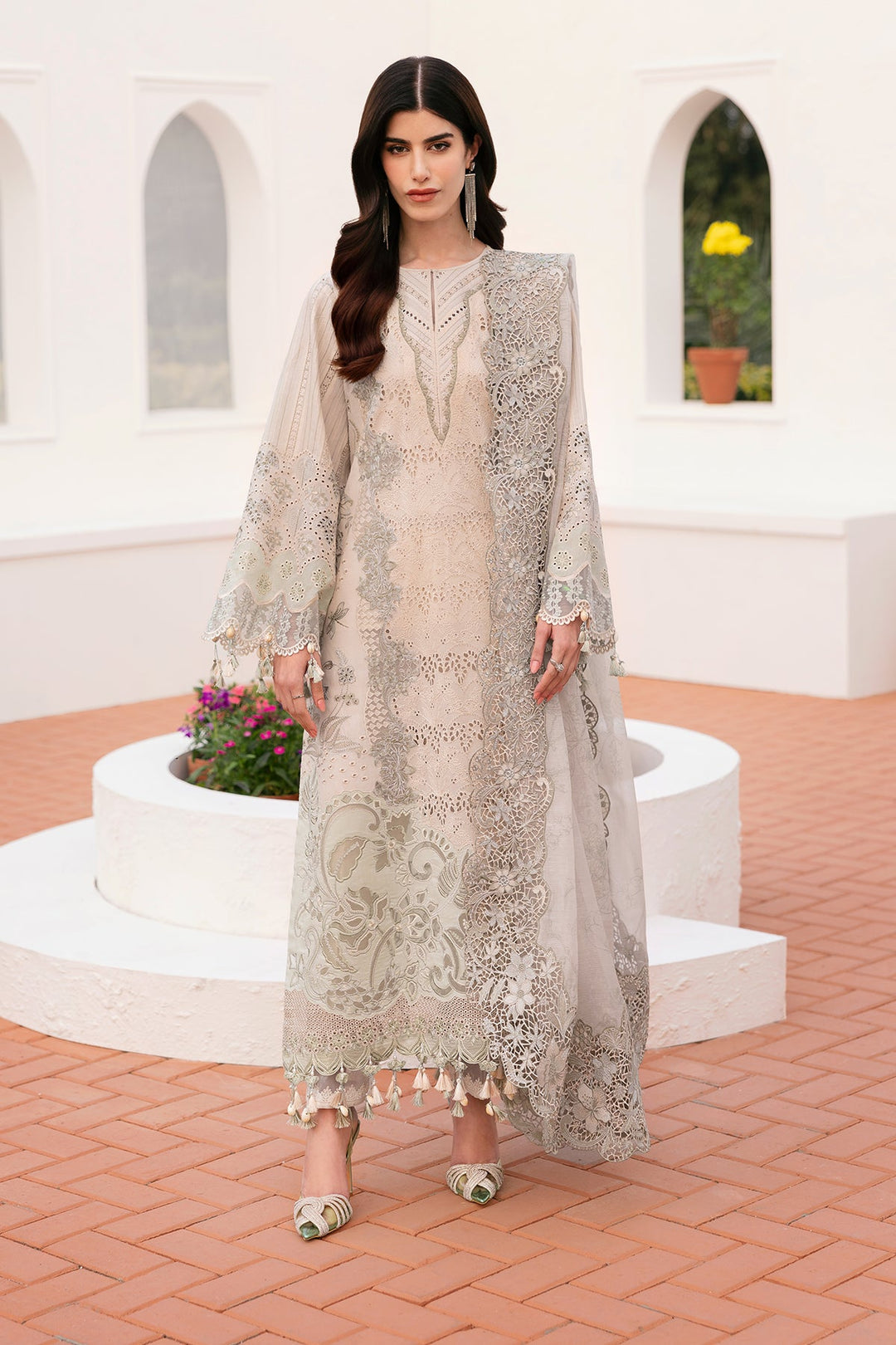 Creamy Embroidered Pakistani Salwar Kameez Dupatta in Schiffli Design
