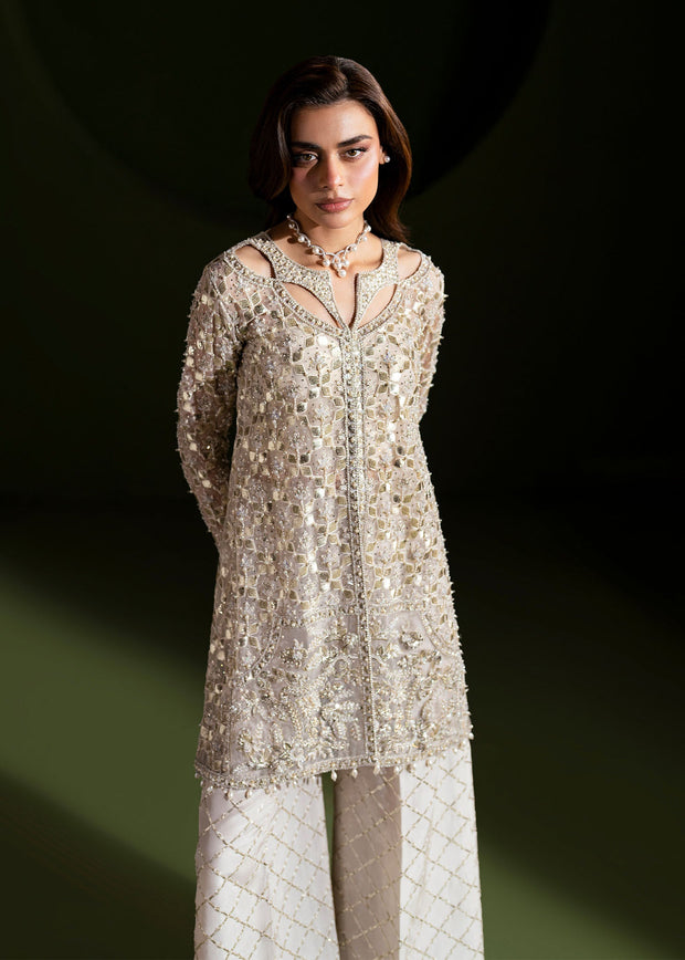 Elegant Ivory Pakistani Wedding Dress for Festive Occasions
