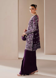 Enchanting Purple Pakistani Wedding Dress for Elegance