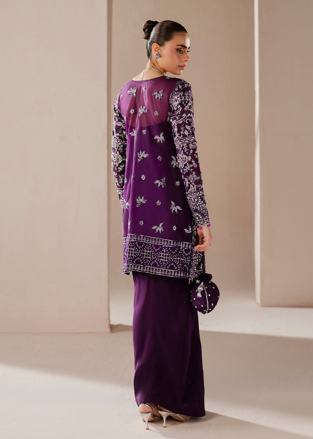 Enchanting Purple Pakistani Wedding Dress for Elegance