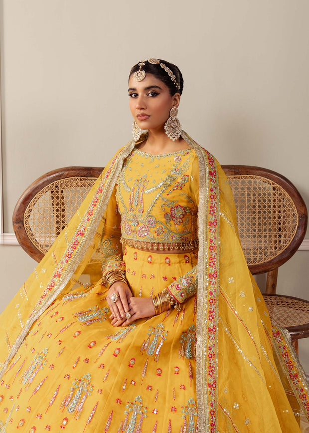 Radiant Yellow Pakistani Party Dress for Festive Gatherings