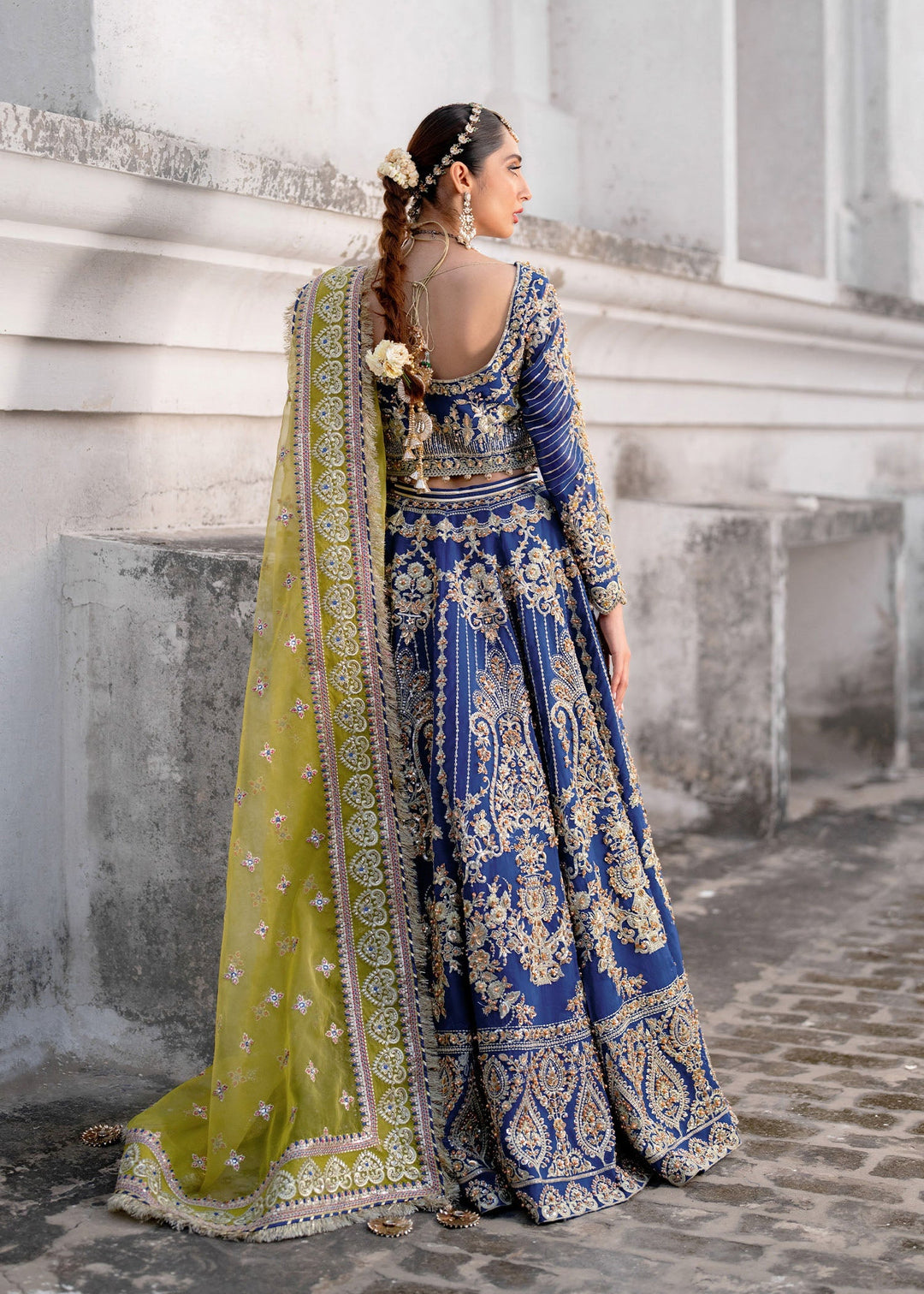 Stunning Blue Pakistani Bridal Dress for Festive Occasions