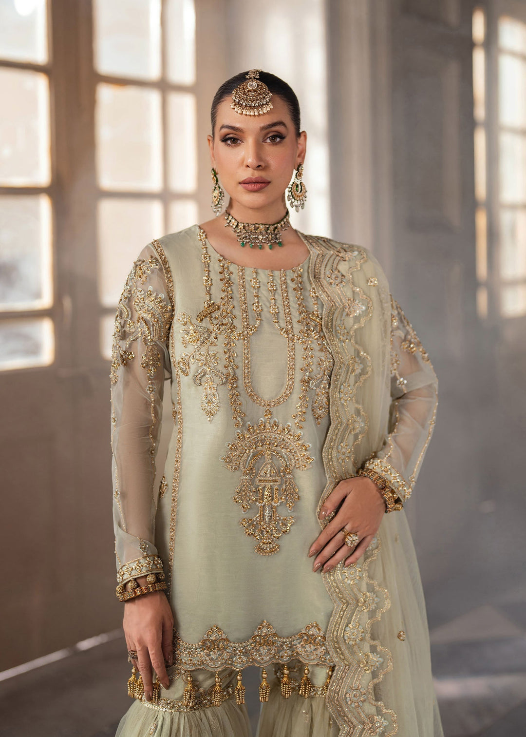 Enchanting Pakistani Bridal Dress for Your Fairy Tale