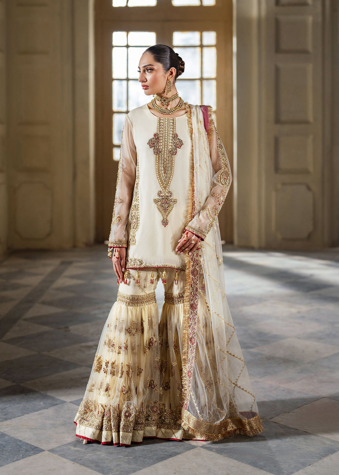 Stunning Zaina Organza Pakistani Bridal Dress Ensemble
