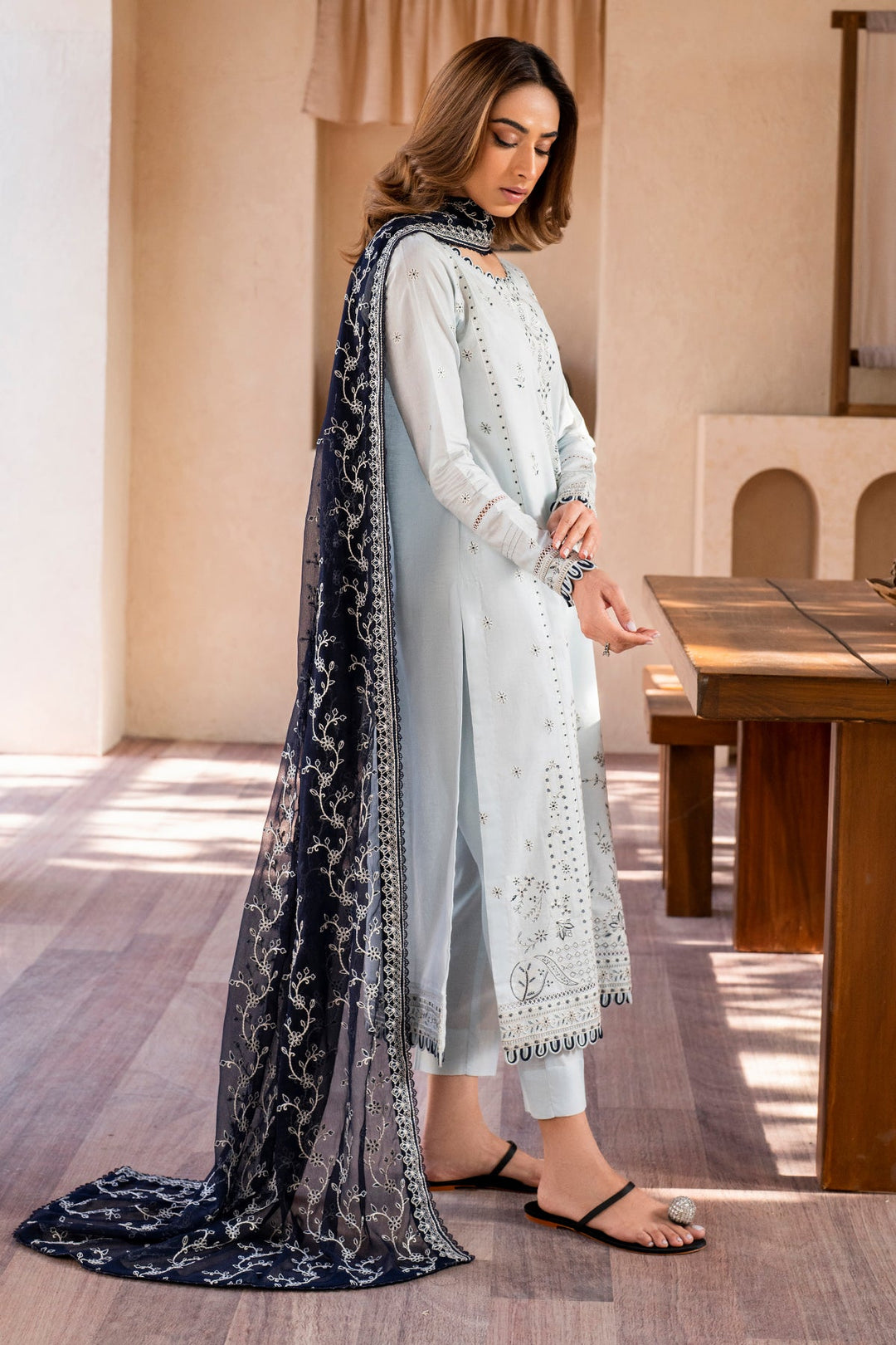 Elegant Embroidered Lawn Dress with Chiffon Dupatta – Nameera by Farooq
