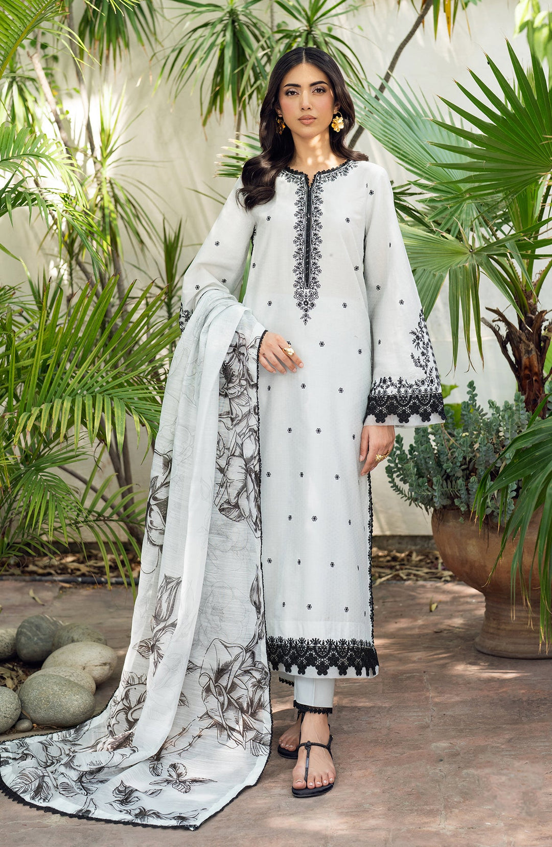 Elegant Textured Lawn Embroidered Shirt with Dupatta