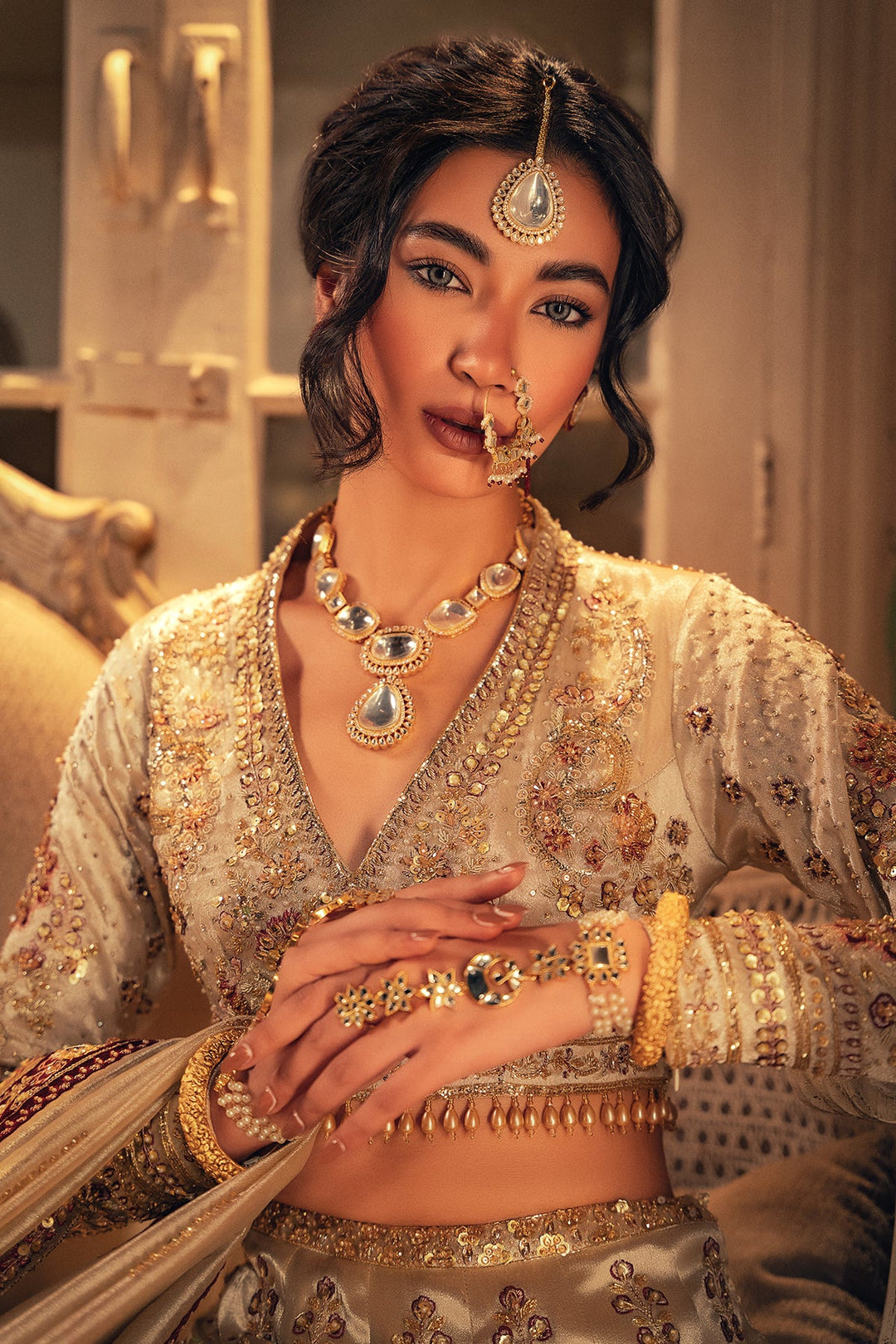 Elegant Bridal Lehenga Choli and Dupatta Dress for Wedding