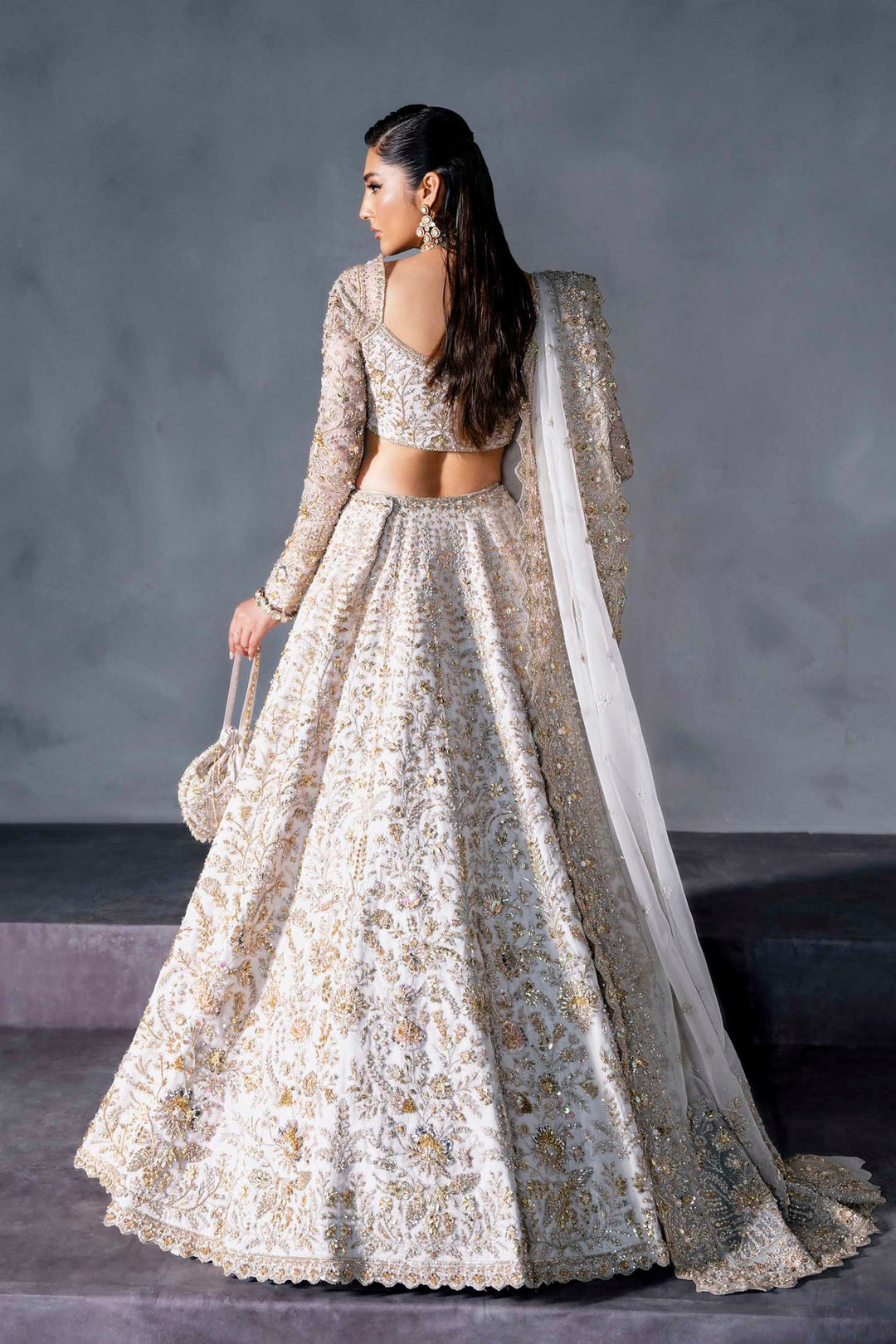 Elegant Bridal Lehenga Choli and Dupatta Dress for Wedding
