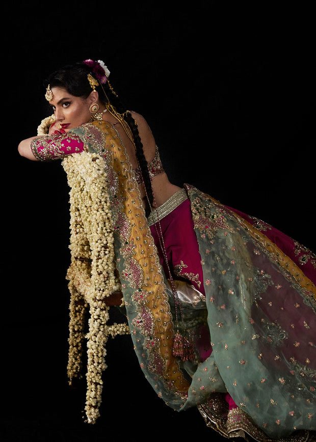 Elegant Bridal Wedding Mehndi Dress in Lehenga and Choli Style